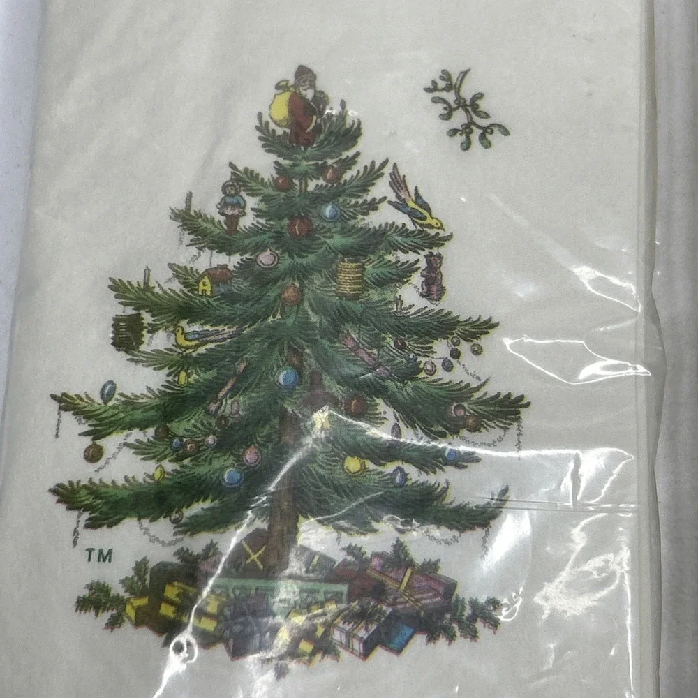 2 Packs Hallmark Guest Towels Spode Christmas Tree 2 Ply Facial Tissue VTG USA
